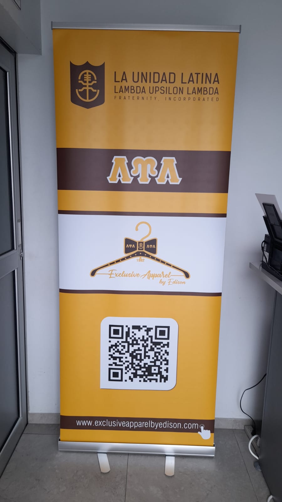 Customized Rollup Banner